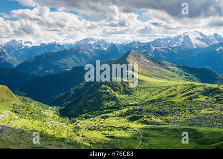 Blick vom Nuvolau Gipfel in den Dolomiten, Italien. Stockfoto