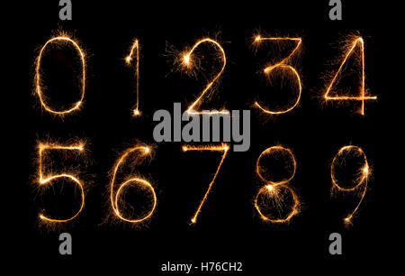 Ziffer-Set aus Feuerwerk Wunderkerzen Stockfoto