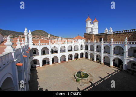 Die schöne weiße Kirche von San Felipe Neri, Sucre, Bolivien Stockfoto