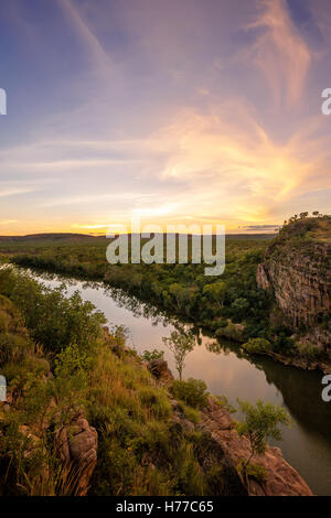 Katherine Gorge bei Sonnenuntergang, Nitmiluk Nationalpark, Northern Territory, Australien Stockfoto