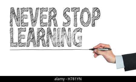 nie aufhören zu lernen, die von hand geschrieben, hand auf transparente Board schreiben, Foto Stockfoto