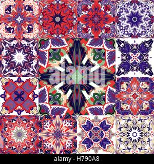 Satz von nahtlosen Patchwork Muster aus bunten marokkanisch, portugiesischen Kacheln, Azulejo, Ornamente. Einsetzbar für Tapete, Musterfüllungen, Web-Seitenhintergrund, Oberflächenstrukturen. Stock Vektor