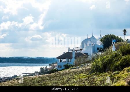 Casapueblo, ein einzigartiges Wahrzeichen, Punta del Este in Atlantikküste von Uruguay Stockfoto