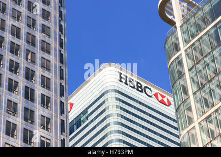 London, UK - 30. August 2016 - HSBC Tower in Canary Wharf, finanziellen Bezirk von London Stockfoto