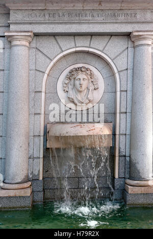 Brunnen in der Nähe des Museo del Prado in Madrid Spanien Stockfoto