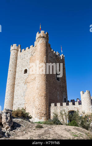 Burg der Almohaden Ursprung des Jahrhunderts XII, nehmen in Alcala del Júcar, Provinz Albacete, Spanien Stockfoto