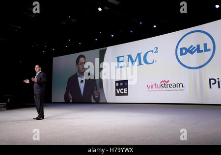 Michael Dell, Gründer und CEO von Dell Inc., spricht auf der Dell World 2015 Technology Conference in Austin, Texas. Stockfoto