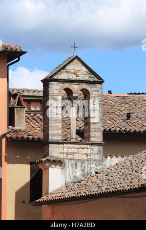 Alten Glockenturm in der Toskana, Italien Stockfoto