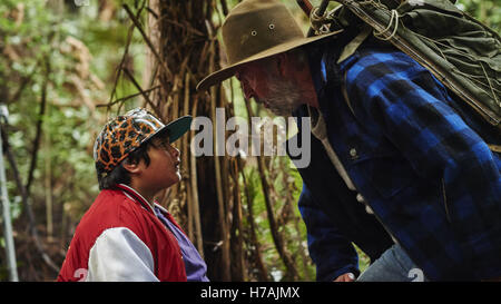 JAGD AUF DIE WILDERPEOPLE (2016) JULIAN DENNISON SAM NEILL TAIKA WAITITI (DIR) MOVIESTORE SAMMLUNG LTD Stockfoto