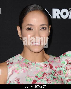 Beverly Hills, CA. 2. November 2016. Dania Ramirez im Ankunftsbereich für bluten für diese Premiere, The Beverly Wilshire Hotel, Beverly Hills, CA 2. November 2016. Bildnachweis: Dee Cercone/Everett Collection/Alamy Live-Nachrichten Stockfoto