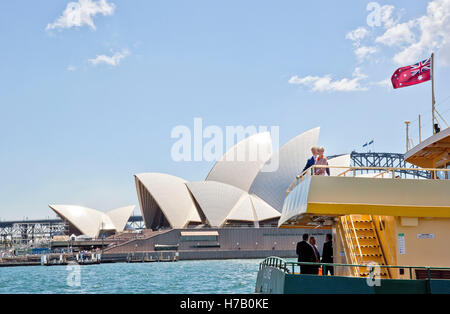 Sydney, Australien. 3. November 2016. Sydney, 3. Oktober 2016 König Willem-Alexander und Máxima Königin besuchen, Government House, University of Sydney, Smart Cities Summit, Cockatoo Island und Luna Park 4. Tag des 5-Tage-Statevisit Australien HM König Willem-Alexander und HM Königin Máxima Foto: RPE/Albert Nieboer / - NO-Draht-SERVICE-/ Dpa/Alamy Live News Stockfoto