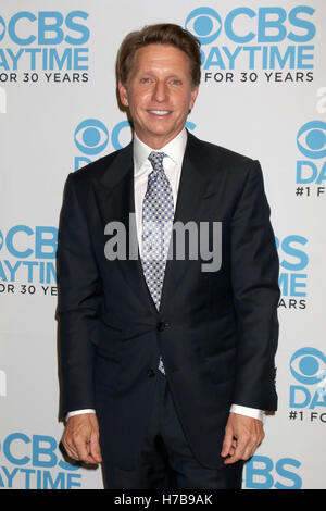 Beverly Hills, Ca. 3. November 2016. Bradley Bell bei 'The Bold und The Beautiful' live-Skript lesen und Panel auf das Paley Center for Media am 3. November 2016 in Beverly Hills, Kalifornien. Bildnachweis: David Edwards/Medien Punch/Alamy Live-Nachrichten Stockfoto