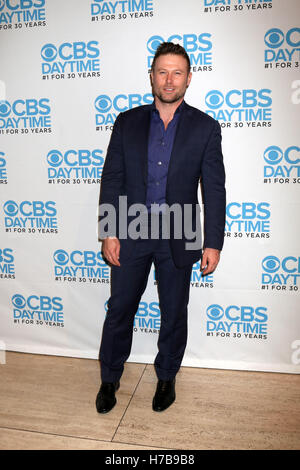 Beverly Hills, Ca. 3. November 2016. Jacob Young in 'The Bold und The Beautiful' live-Skript lesen und Panel auf das Paley Center for Media am 3. November 2016 in Beverly Hills, Kalifornien. Bildnachweis: David Edwards/Medien Punch/Alamy Live-Nachrichten Stockfoto
