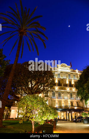 Hermitage Hotel in der Nacht, Monaco Stockfoto