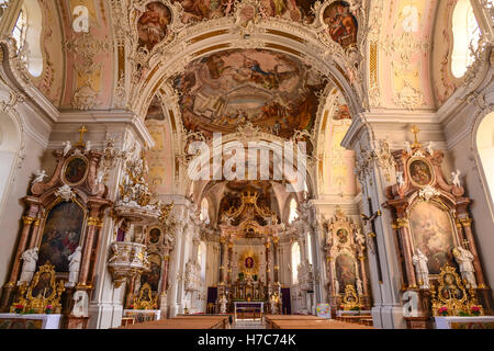 Innenraum der Basilika Wilten, Innsbruck, Österreich Stockfotografie ...
