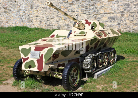 Das deutsche Halbkettenfahrzeug Schützenpanzer Sd.Kfz. 250 (im Service 1941-1945) auf das Militärmuseum in Belgrad, Serbien Stockfoto