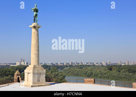 Das Pobednik (Victor)-Denkmal im Jahre 1928 von Ivan Mestrovic auf der Kalemegdan-Festung in Belgrad, Serbien Stockfoto