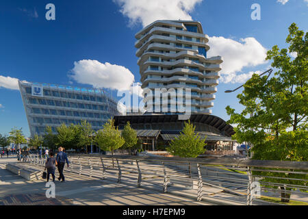 Marco Polo Residential Tower und Unilever Gebäude auf Marco Polo Terrasse in der HafenCity, Hamburg, Deutschland Stockfoto