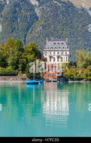 Iseltwald ist ein kleines Dorf am Brienzersee, Schweiz Stockfoto