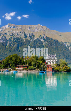 Iseltwald ist ein kleines Dorf am Brienzersee, Schweiz Stockfoto