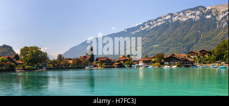 Iseltwald ist ein kleines Dorf am Brienzersee, Schweiz Stockfoto