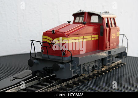 Roten Zug Modell. Miniatur-Modell eines Zuges. Stockfoto