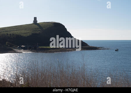 Kimmeridge Bucht mit Clavell Tower auf Henne Klippe Stockfoto