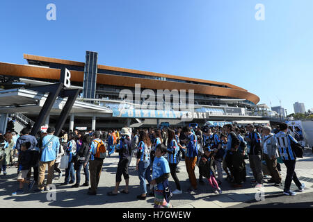 Kawasaki Todoroki Stadium, Kanagawa, Japan. 3. November 2016. Kawasaki Todoroki Stadium, 3. November 2016 - Fußball /Soccer: 2016 J1 Liga 2. Stadium Spiel zwischen Kawasaki Frontale 2-3 Gamba Osaka Kawasaki Todoroki Stadium, Kanagawa, Japan. © Yohei Osada/AFLO SPORT/Alamy Live-Nachrichten Stockfoto