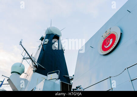 Belfast, Nordirland. 4. November 2016. Hauptmast und SAMPSON Radarsystem der HMS Duncan Credit: Stephen Barnes/Alamy Live News Stockfoto