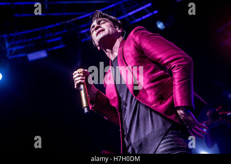 Mailand, Italien. 4. November 2016. US-amerikanische Rock-Band Panic! At the Disco führt live auf Fabrique in Mailand, Italien, am 4. November 2016 Credit: Mairo Cinquetti/Alamy Live News Stockfoto