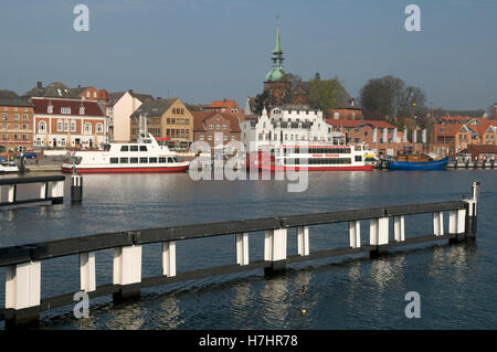 Hafen und die alte Stadt von Kappeln am Fluss Schlei, Schleswig-Holstein Stockfoto