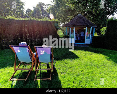 Einen Sitzplatz in der Abendsonne Stockfoto