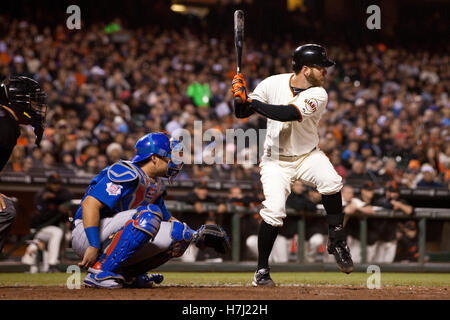 29. August 2011; San Francisco, CA, USA;  San Francisco Giants zweiter Basisspieler Jeff Keppinger (8) at bat gegen die Chicago Cubs während der sechsten Inning im AT&T Park. Chicago besiegt San Francisco 7-0. Stockfoto