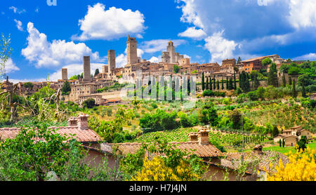 Imposanten Türme der mittelalterlichen San Gimignano in der Toskana. Italien Stockfoto