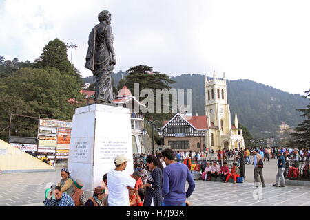 Indira Gandhi-Statue, The Ridge, Shimla, Himachal Pradesh, Indien, indischer Subkontinent, Südasien Stockfoto