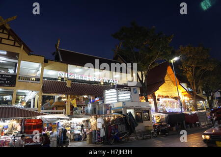 Nachtmarkt in Chiang Mai, Thailand Stockfoto