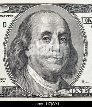 US-Präsident Benjamin Franklin Porträt auf hundert Dollar Bill Fragment Makro Stockfoto