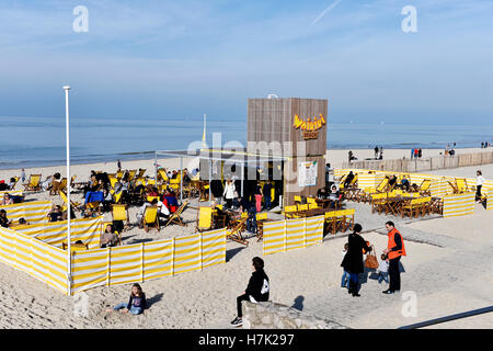 Strandcafé in le Touquet-Paris-Plage, Pas-De-Calais, Frankreich Stockfoto