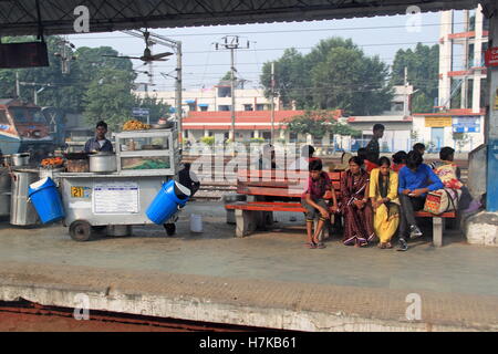 Panipat Bahnhof, Delhi-Kalka Shatabdi Express, Indien, indische Subkontinent Südasien Stockfoto