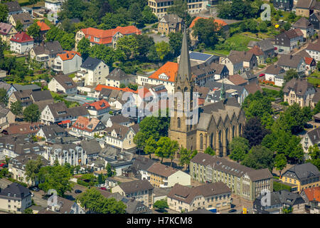 Luftaufnahme, City Kirche St. Pankratius, Warstein, Sauerland, Nordrhein-Westfalen, Deutschland Stockfoto