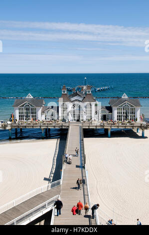 Pier, Ostsee resort Stadt von Sellin, Insel Rügen, Mecklenburg-Vorpommern Stockfoto
