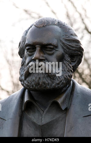 Skulptur von Karl Marx, 1818-1883, Philosoph, Ökonom, Journalist, Berlin Stockfoto