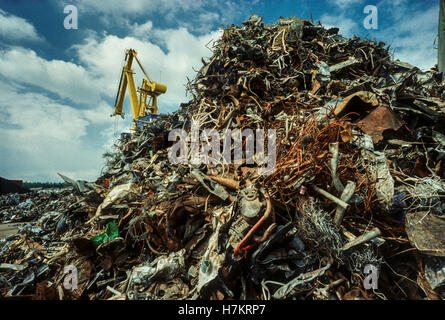 Schrott auf einem Recyclinghof in den Hafen von Nürnberg, Deutschland. Stockfoto