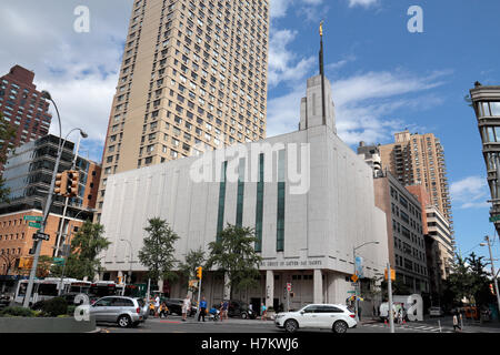Die Manhattan-LDS-Tempel der Kirche Jesu Christi der Heiligen der letzten Tage in Manhattan, New York City, Vereinigte Staaten von Amerika. Stockfoto