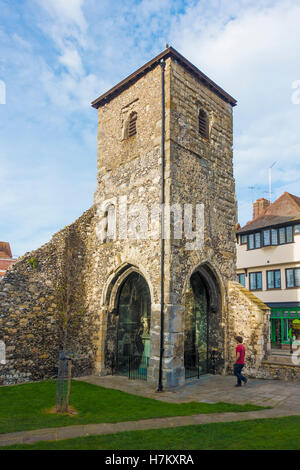 St. Maria Magdalena Kirche BURGATE Straße CANTERBURY ist der Turm alles, die was dieser mittelalterlichen Kirche übrig ist. Stockfoto