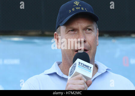 Sydney, Australien. 6. November 2016. Headliner der internationalen Beach Festival am North Cronulla Beach war der QS6000 Sydney International Womens Pro Serie Surf-Wettbewerb qualifizieren. Bildnachweis: Richard Milnes/Alamy Live-Nachrichten Stockfoto