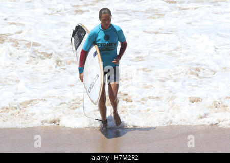 Sydney, Australien. 6. November 2016. Headliner der internationalen Beach Festival am North Cronulla Beach war der QS6000 Sydney International Womens Pro Serie Surf-Wettbewerb qualifizieren. Bildnachweis: Richard Milnes/Alamy Live-Nachrichten Stockfoto