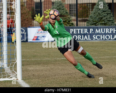 Washington, DC, USA. 6. November 2016. 20161106 - Georgetown Torwart ARIELLE SCHECHTMAN (1) blockt den Schuß gegen Marquette in der ersten Hälfte des Big East Turnier Finale in Shaw Field in Washington. © Chuck Myers/ZUMA Draht/Alamy Live-Nachrichten Stockfoto