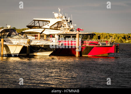 Alexandria Feuerwehr Feuer Boot, City Marina, Potomac River Waterfront, Alexandria, Virginia Stockfoto