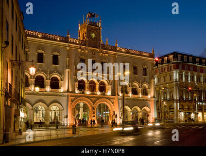 Portugal-Lissabon, die Estacao do Rossio-Bahnhof in der Nacht Stockfoto